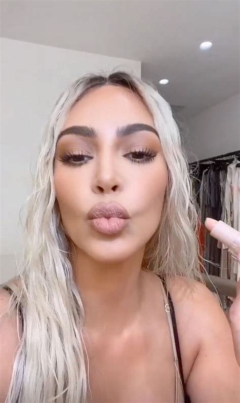 kim kardashian flaunts her underboob in sizzling social media photoshoot mirror online