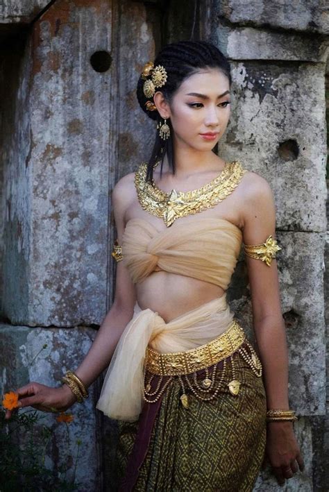 🇰🇭 Srey Krob Leak Perfect Women Angel Of Banteay Srey Temple 🇰🇭cambodia Ancient Dress ️