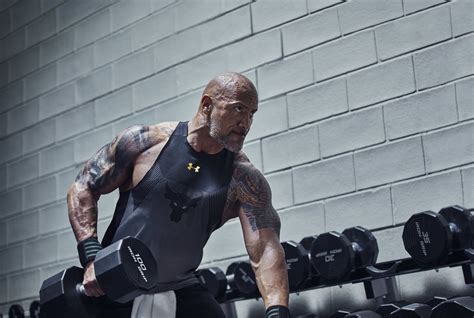 Gym Bodybuilder Dwayne Johnson Wrestler 1080p Look Actor Pose
