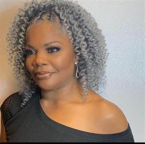 Although it is often overlooked, there is no better makeover hair color than black. Mo'Nique in 2020 | Curly crochet hair styles, Gray hair ...