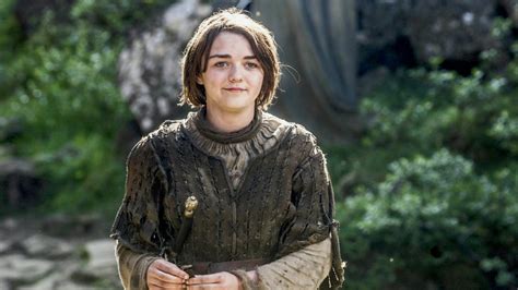 Maisie Williams Talks About Her Love Life And Her Experience On The