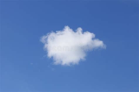Single White Fluffy Cumulus Cloud Stock Image Image Of Tranquil Blue