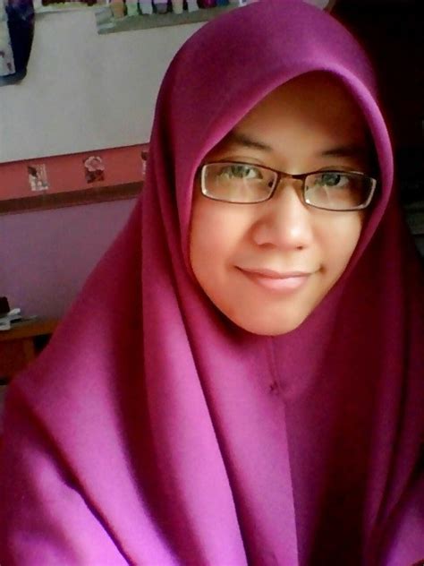 Abg Hijab Mesum Suka Selfie Pamerin Payudara Montok