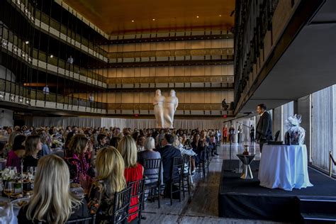 Narciso Rodriguez Receives 2018 Couture Council Award Photos Wwd