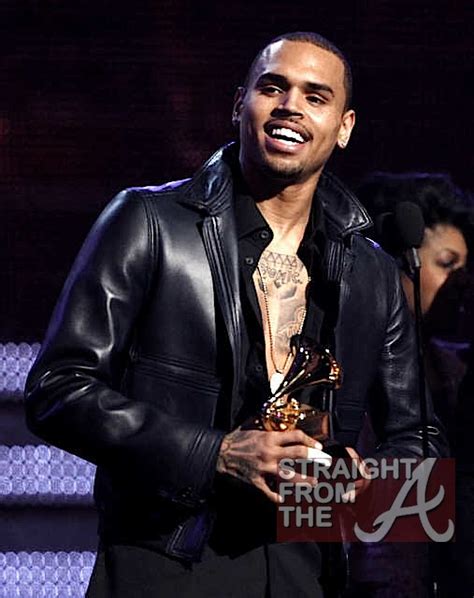 Wtf Chris Brown’s Grammy Performance Sparks “beat Me” Tweets [video]