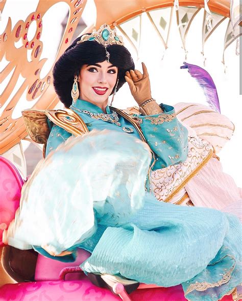 Princess Jasmine Disneyland Princess Disney Swag Disney Face Characters