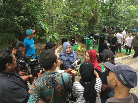 Hutan simpan bukit nenas ini adalah hutan simpan yang paling tua di semenanjung malaysia. Hutan Simpan Bukit Nanas Conservation Project Launching At ...