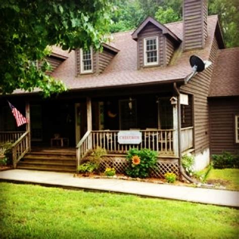 Wifi, tv, pool, sauna, kitchen, balcony, outdoor grill Creekside Cottage | Deer Creek Properties- Tennessee Cabin ...