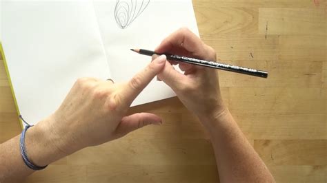 How To Hold Your Pencil For Drawing And Writing Youtube