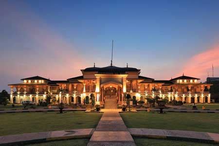 Kerajaan Di Indonesia Yang Masih Ada Sampai Sekarang Sultan Makam Pasai