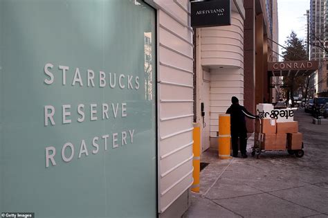 The Worlds Largest Starbucks Prepares To Open In Chicago On The
