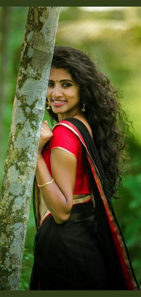 Pin By Spoorti On Cute Indian Girl Insta Image Beauty Saree