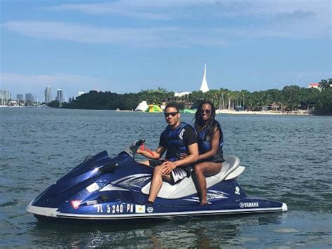 They seat up to 3 people. http://jetskirentalinmiami.com/cheap-jet-ski-rental-miami ...