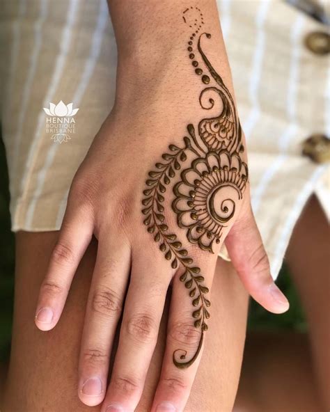 28 Easy And Simple Mehndi Designs That You Should Try In 2019 Zohal