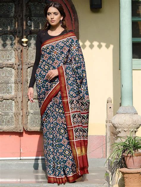 20 Sarees From Across India That Every Woman Should Have In Her Wardrobe Stylish Sarees Saree