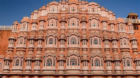 Hawa Mahal In Jaipur Famous Tourist Attraction In Rajasthan Picnicwale