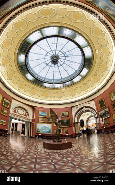 Birmingham Art Gallery High Resolution Stock Photography And Images Alamy