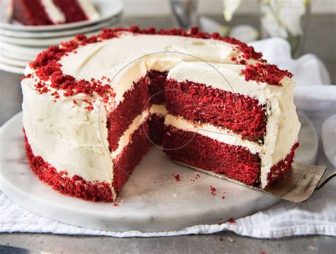 Red Velvet Cake το απόλυτο γλυκό των Χριστουγέννων Cosmopoliti