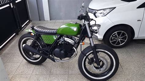 Jun 14, 2021 · penjual knalpot dan aksesori modifikasi sepeda motor menunggu calon pembeli di kawasan kampung melayu, jakarta, jumat 19 maret 2021. Modifikasi thunder 125 thn 2008 - YouTube