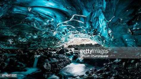 Glacial Ice Cave Svinafellsjokull Glacier Skaftafell National Park