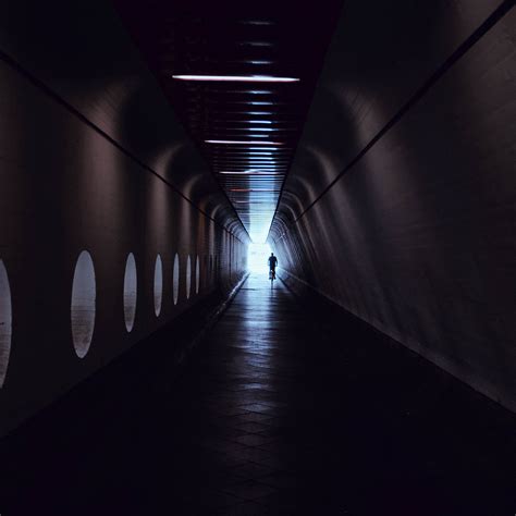 Download Wallpaper 2780x2780 Corridor Tunnel Dark Silhouette Light