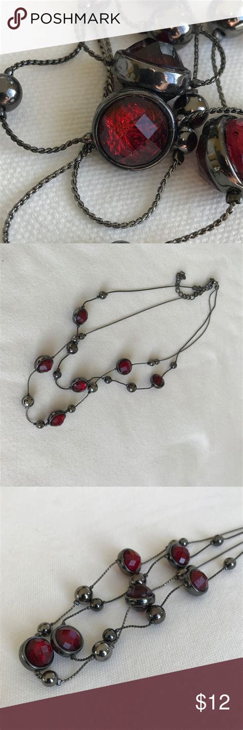 Red Jewel Silver Beaded Necklace