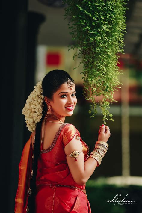 Traditional Bride In Red Saree Traditionalbride Hinduwedding