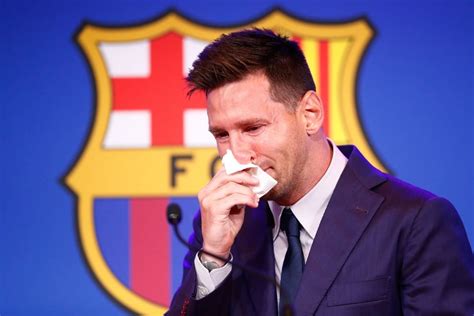 Messi Se Despidió Entre Lágrimas Del Fc Barcelona El Sumario Messi Se