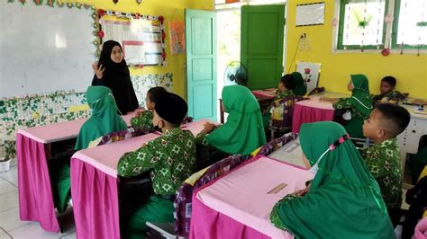 Guru Kelas B Ajarkan Materi Rukun Iman Dan Islam Min Muara Enim