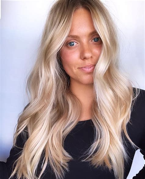 Chelseahaircutters On Instagram “beach Blonde Pjthomsen Using Back Brush Technique