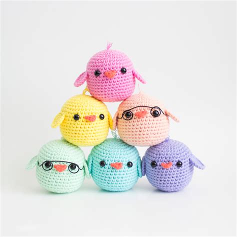 Free Crochet Spring Chicks Pattern A Menagerie Of Stitches