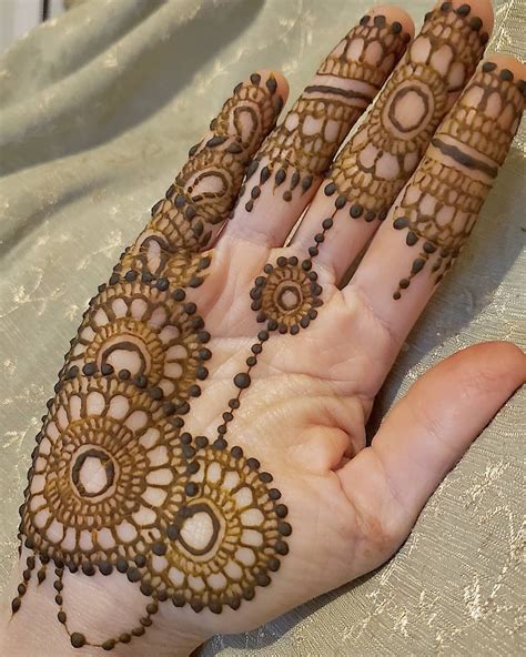 Simple Henna Design For Front Hand Rekomendasi