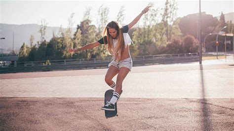 Hd Wallpaper Woman Model Skateboarding Brunette Cool Skills Sport Outdoors Wallpaper Flare
