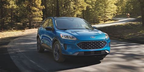 2022 Ford Escape Review Pricing And Specs