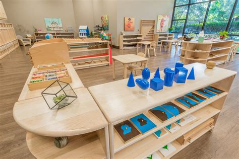 Such A Beautiful Montessori Classroom 🏠 You Can Find The Material In