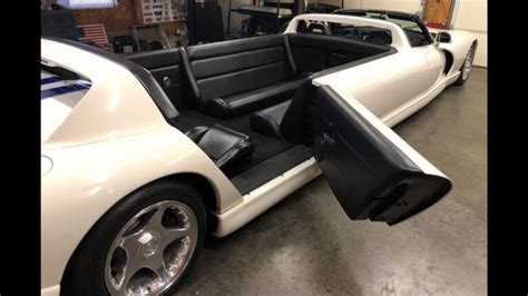 This 25 Footlong 1996 Dodge Viper Rt10 Limo Is Business In The Front