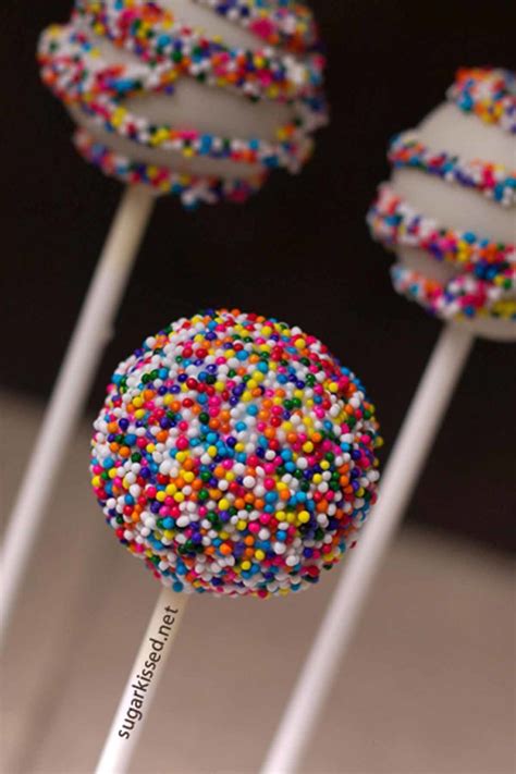 Cake pops are essentially lollipops but made out of of cake crumbs that have been mixed with icing or chocolate and rolled into small balls. 20 Creative Cake Pop Recipes | Funfetti cake pops, Cake ...