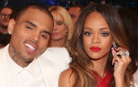 Rihanna Fans Unhappy With Chris Browns Comment On Sultry Pic