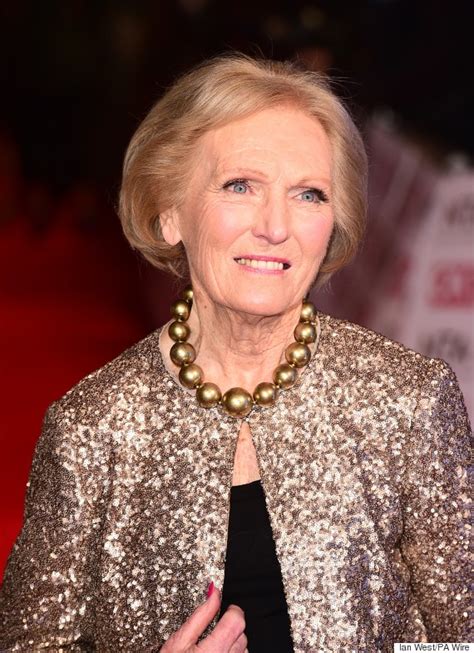 In june 2009, mary was presented with a lifetime achievement award by the guild of food writers. 'Coronation Street' Fan Mary Berry Blasts The Soap's ...