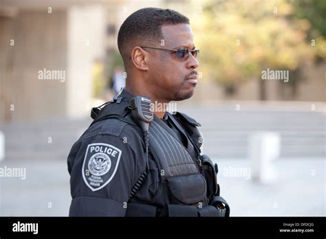 Us Homeland Security Federal Protective Service Policeman