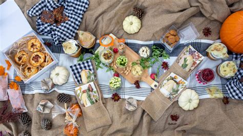 The most popular dishes are lamb and this pretty restaurant serves healthy food that's tasty too. Easy Fall Thanksgiving Picnic: When You Want To Take It To The Floor - Jamie Geller