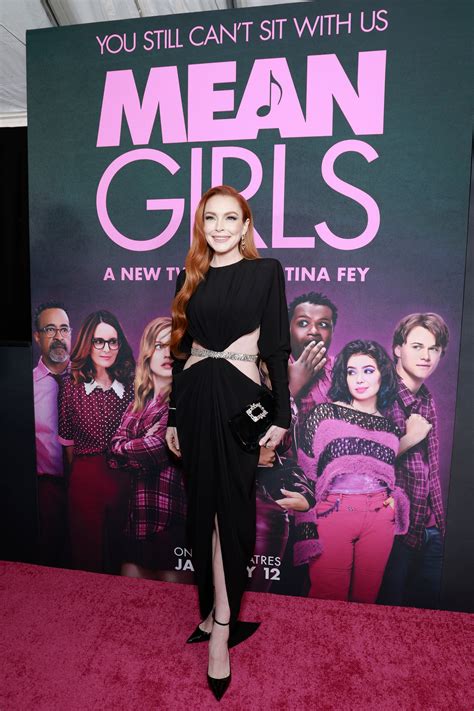 Lindsay Lohans Cutout Dress At The Mean Girls Premiere Proves Shes Still A ‘regulation