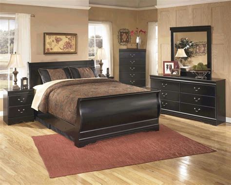 Cherry Finish Queen Sleigh Bed Set 4pcs Wchest Rustic Traditions 589