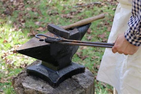 how to start blacksmithing at home for less than 200 begin to blacksmith