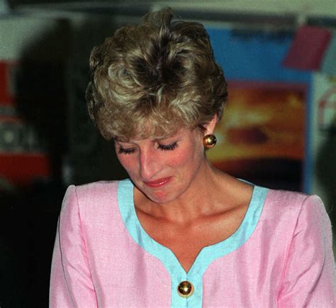 Emergency Responder Reveals New Details About Princess Dianas Death