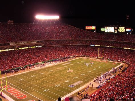 Consisting of the sideline select. 10 Largest NFL Stadiums in the United States | Largest.org