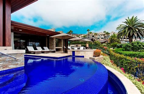Million Contemporary Mansion In Laguna Beach Ca Homes Of The Rich