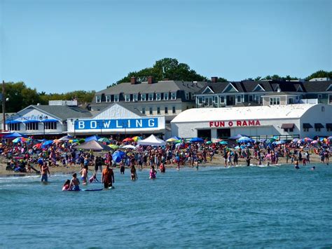 Top Beaches To Visit In York Beach Maine York Beach Residence Club