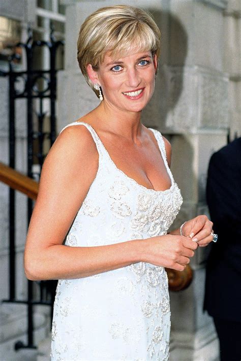 50 Of Princess Dianas Best Hairstyles Princess Diana Hair Princess