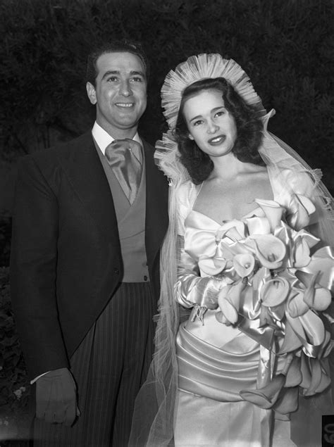 The 50 Most Iconic Wedding Gowns In History Celebrity Wedding Photos